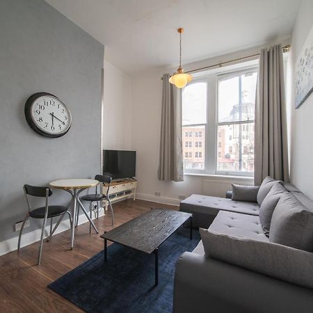 Spacious 2 Bedroom Apartment In Downtown לונדון מראה חיצוני תמונה