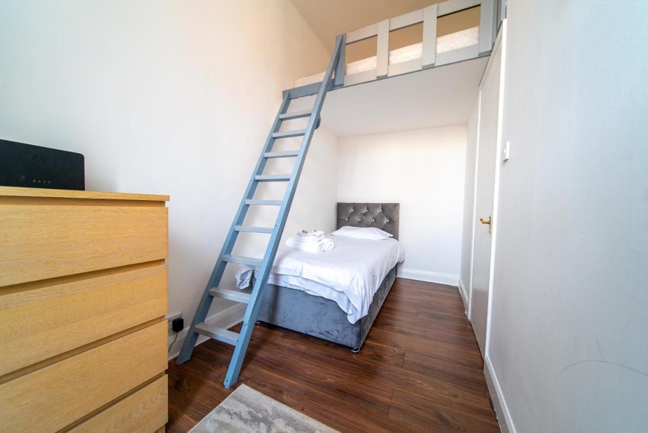 Spacious 2 Bedroom Apartment In Downtown לונדון מראה חיצוני תמונה