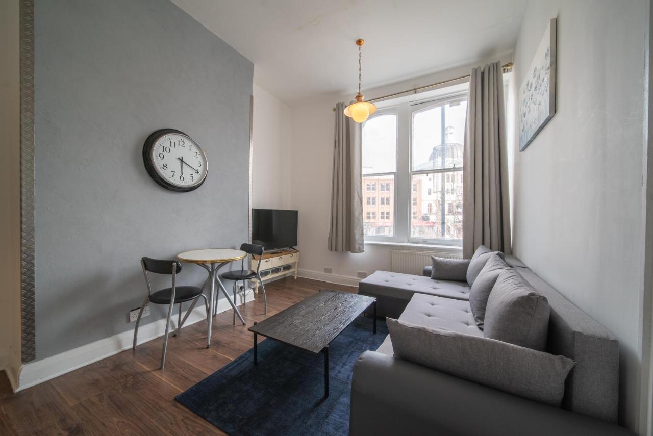 Spacious 2 Bedroom Apartment In Downtown לונדון מראה חיצוני תמונה